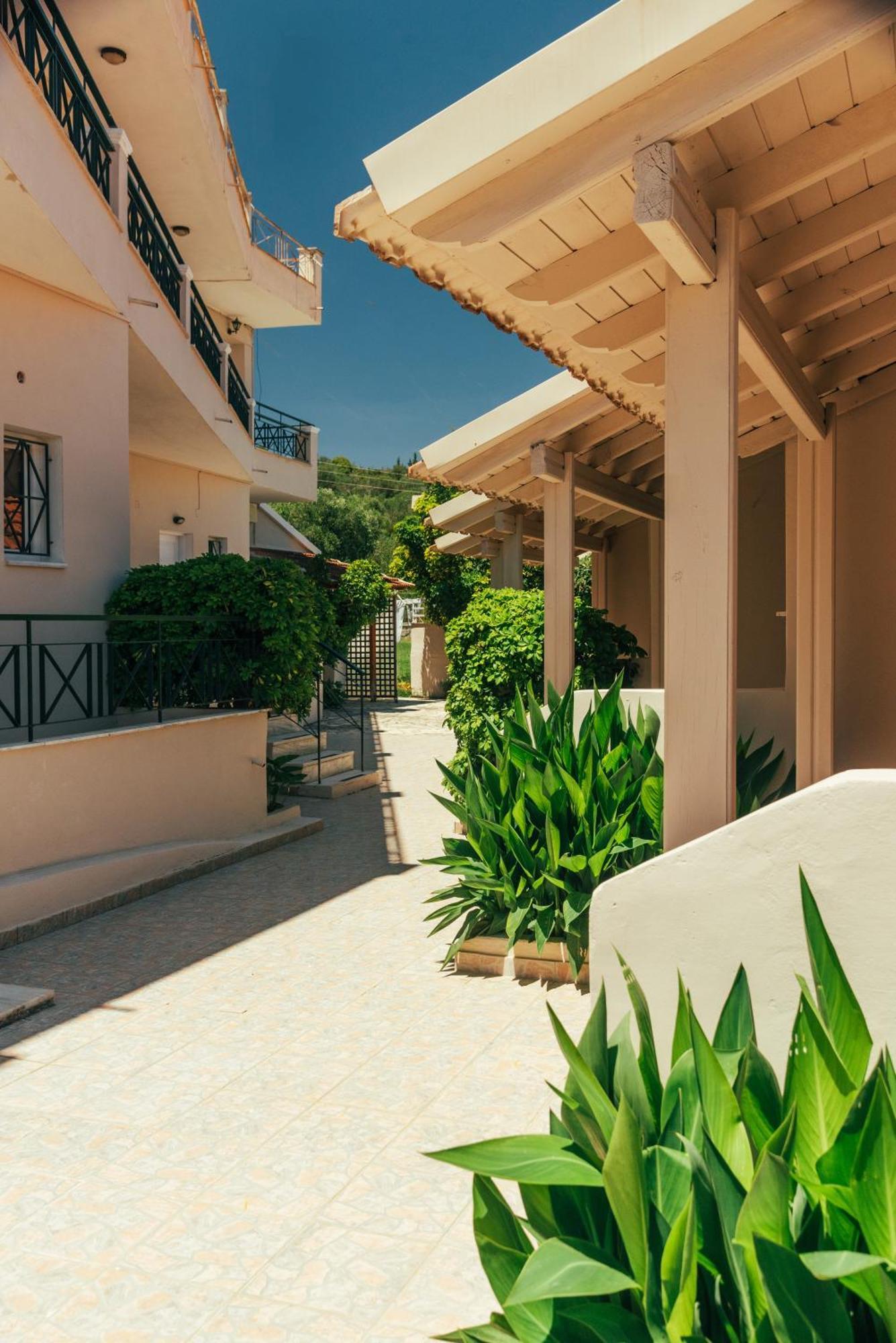 Apartahotel Kalypso Kávos